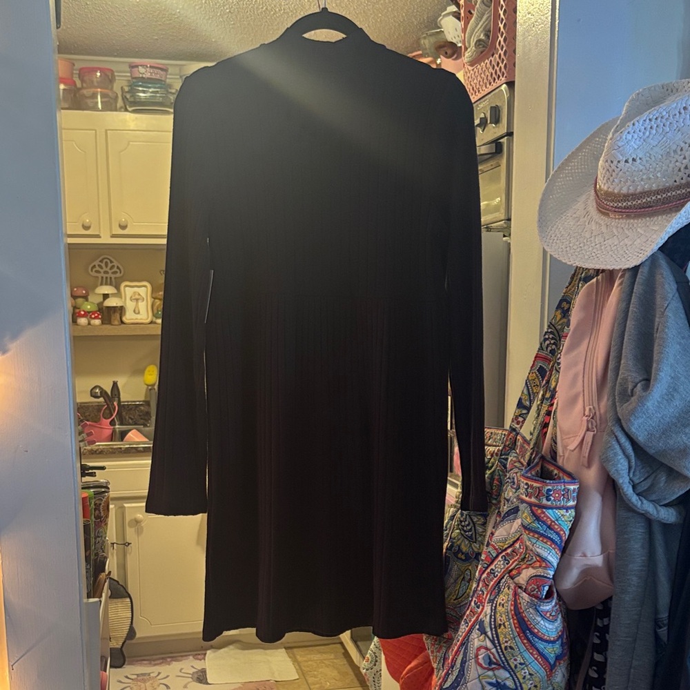 SO Classic Black Long Sleeve Dress